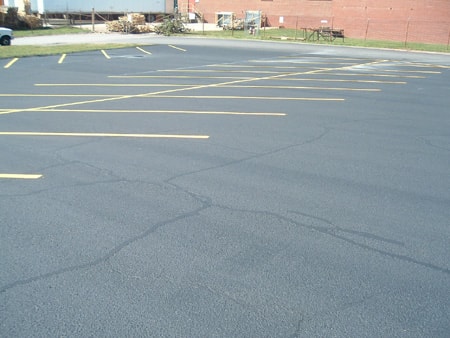 Laying out parking diagonal stripes