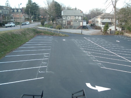 Residential parking lot directional arrows